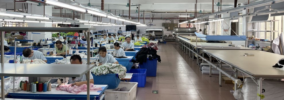 zippy clothing workshop worker 990