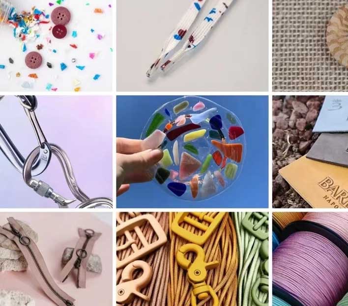 What accessories does the costume have?